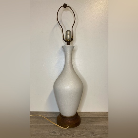 Vintage Mid Century Modern 1960 Quartite Creative Corp. Atomic Era Lamp - Picture 4 of 11